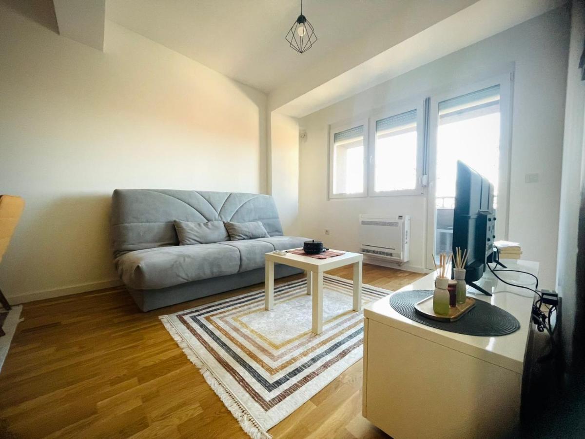 Apartman Nikol Kumanovo Ngoại thất bức ảnh