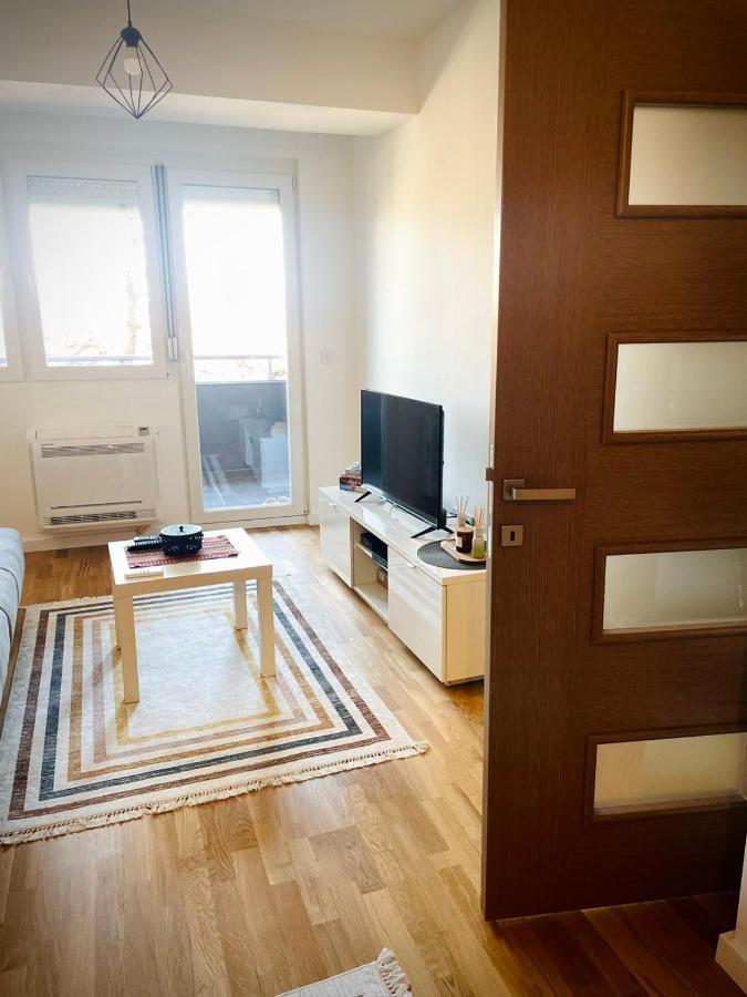 Apartman Nikol Kumanovo Ngoại thất bức ảnh
